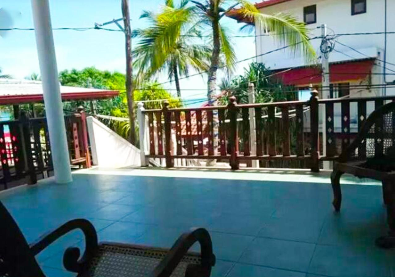 Samans Guesthouse Tangalle Exteriör bild